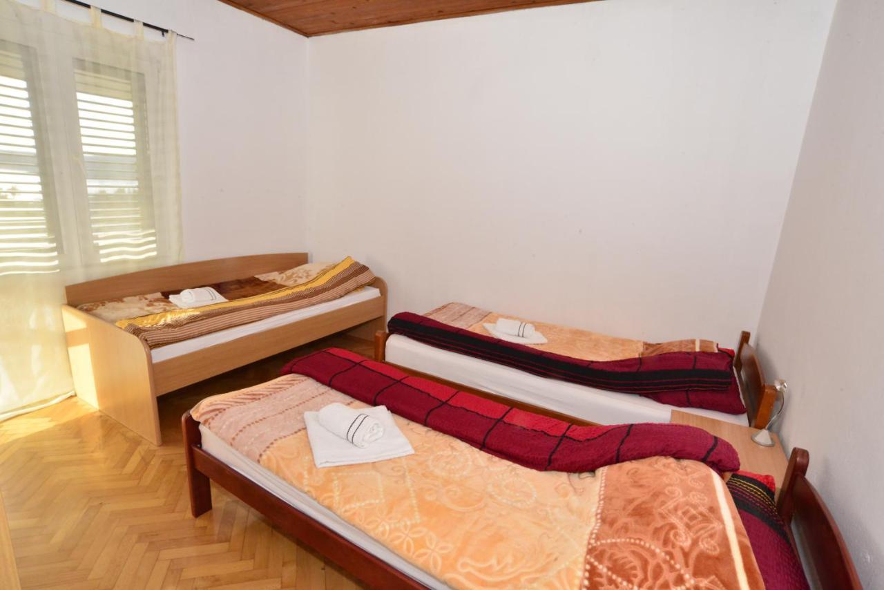דירות טיווט House Sarovic מראה חיצוני תמונה