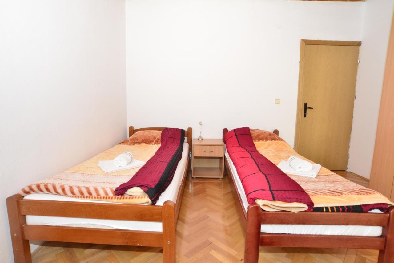 דירות טיווט House Sarovic מראה חיצוני תמונה